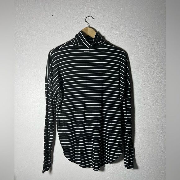 MICHAEL KORS turtle neck women’s size small - Picture 2 of 4